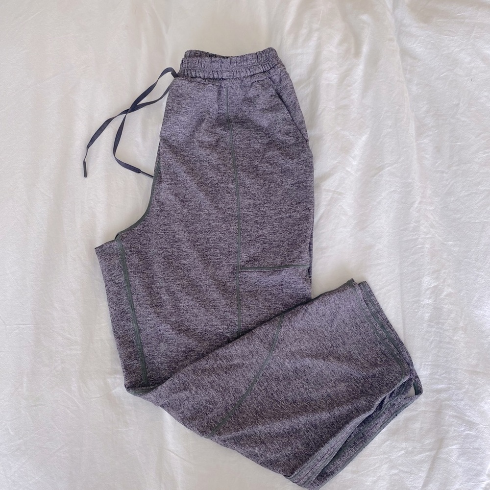 Lululemon Cropped Pants
